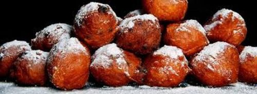 Jaarlijkse OLIEBOLLEN VERKOOP door Jeugdclub Luttelgeest